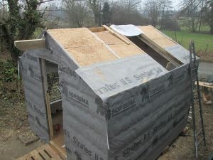 La fin de l'installation du pare-pluie